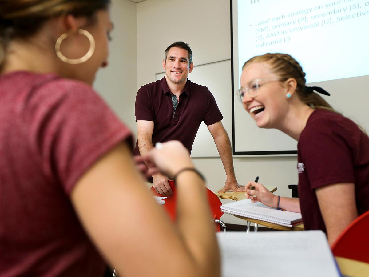 Health and Kinesiology students in classroom