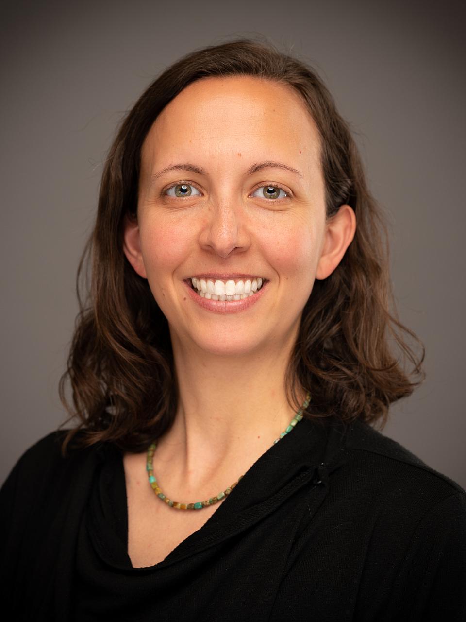 Headshot of Laura Wenger