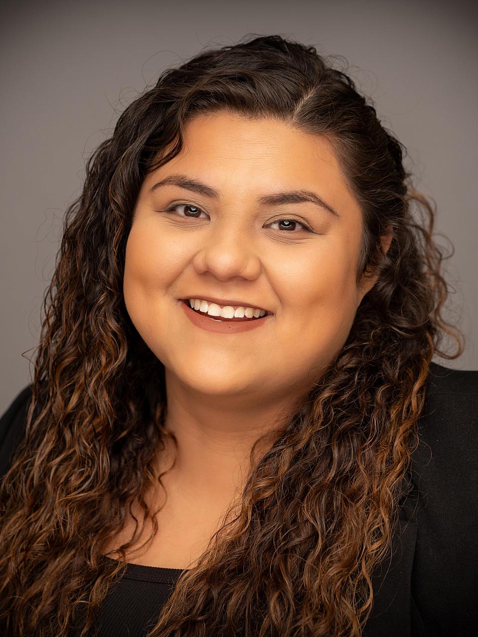 Headshot of Noemy Mijares