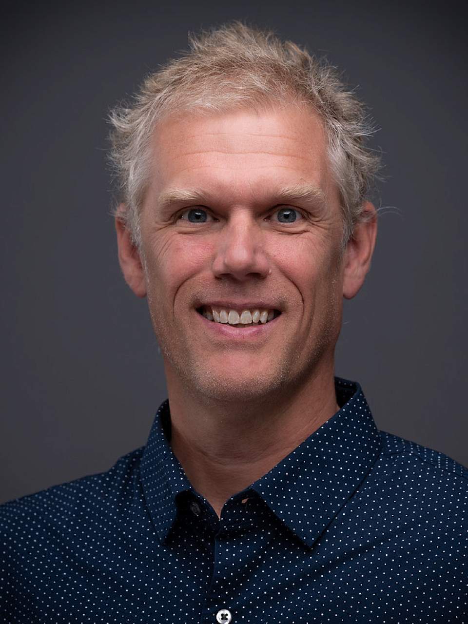 Headshot of Josh Larson