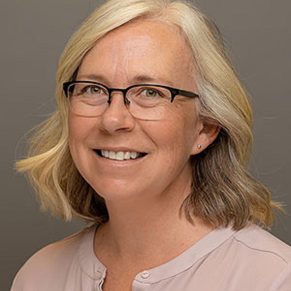 Amy Powell-Versteeg