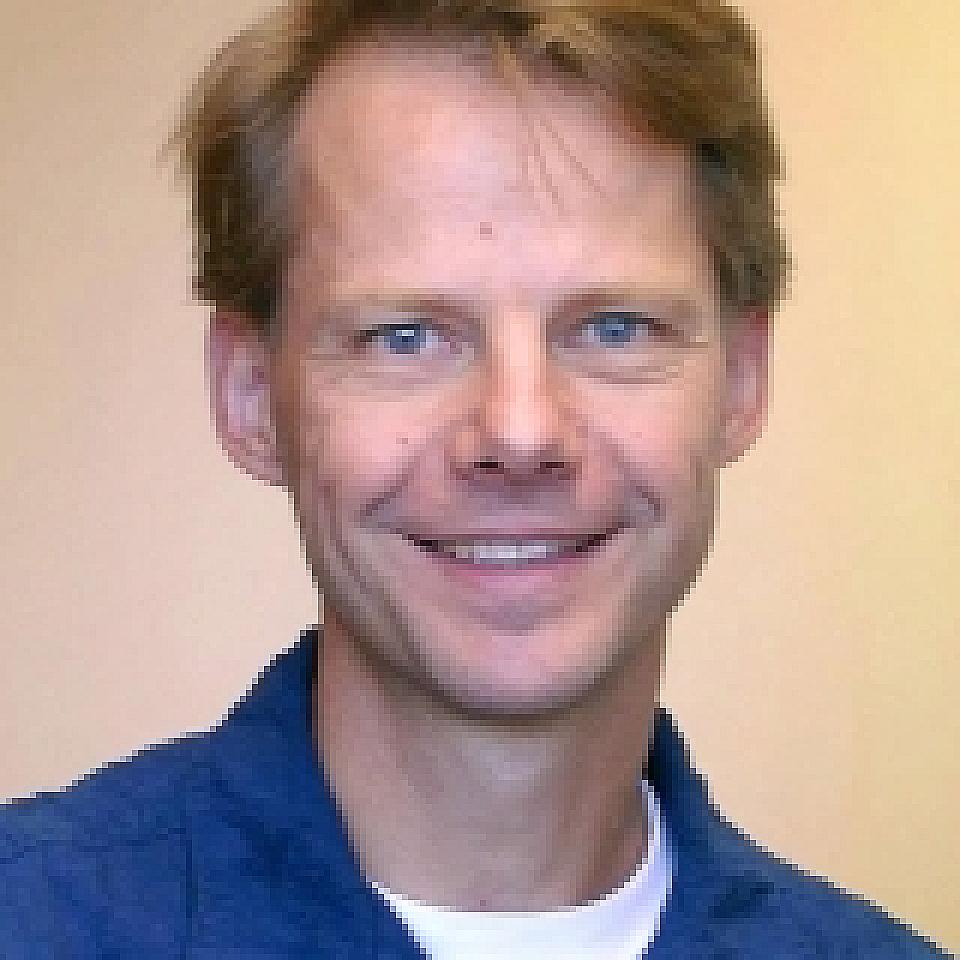 Frank Drews u0211720