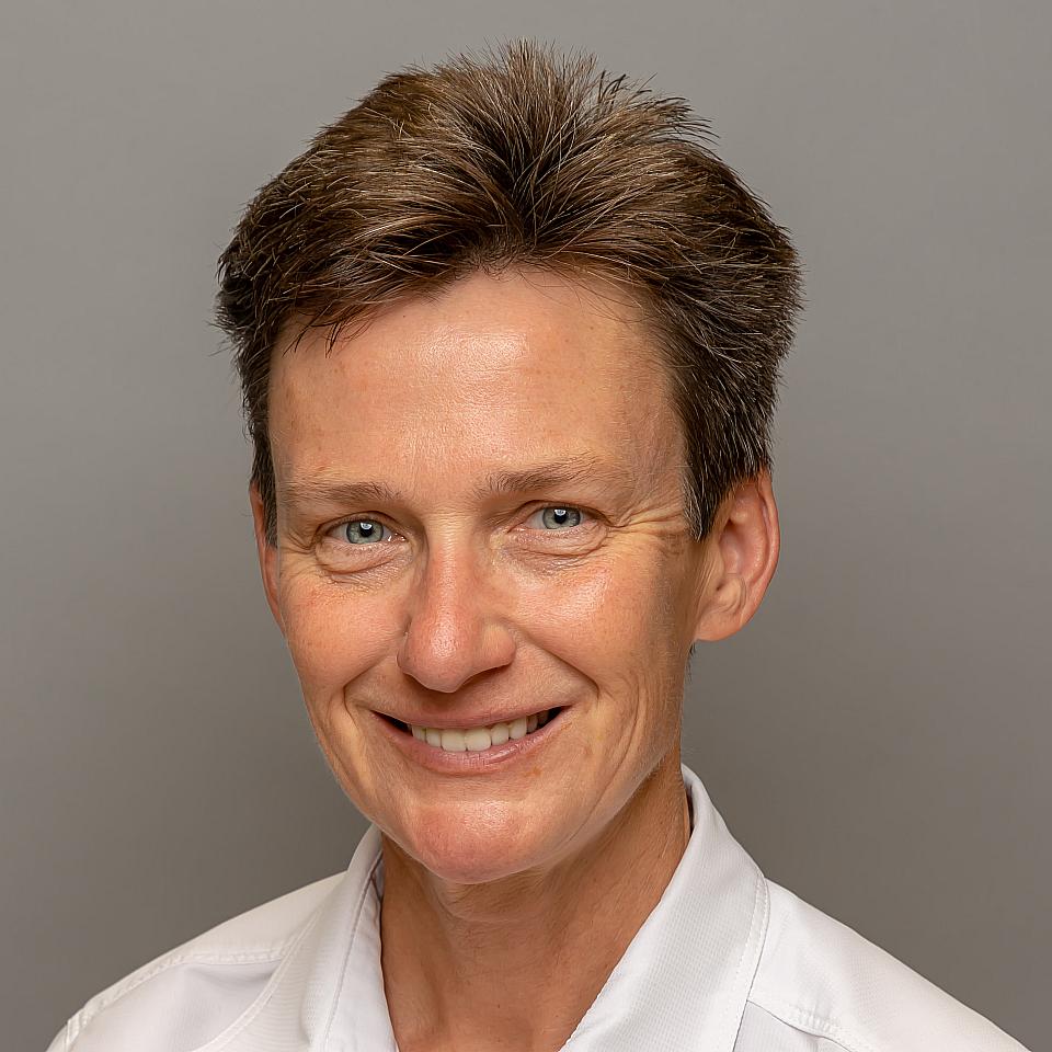 Headshot of faculty member Julie Fritz